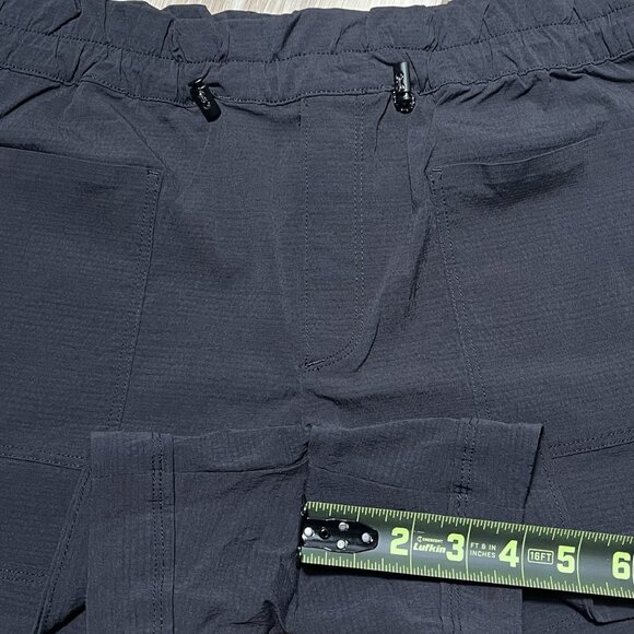NWT Athleta Black Trekkie Paper Bag Shorts - Size 6 - Picture 15 of 15